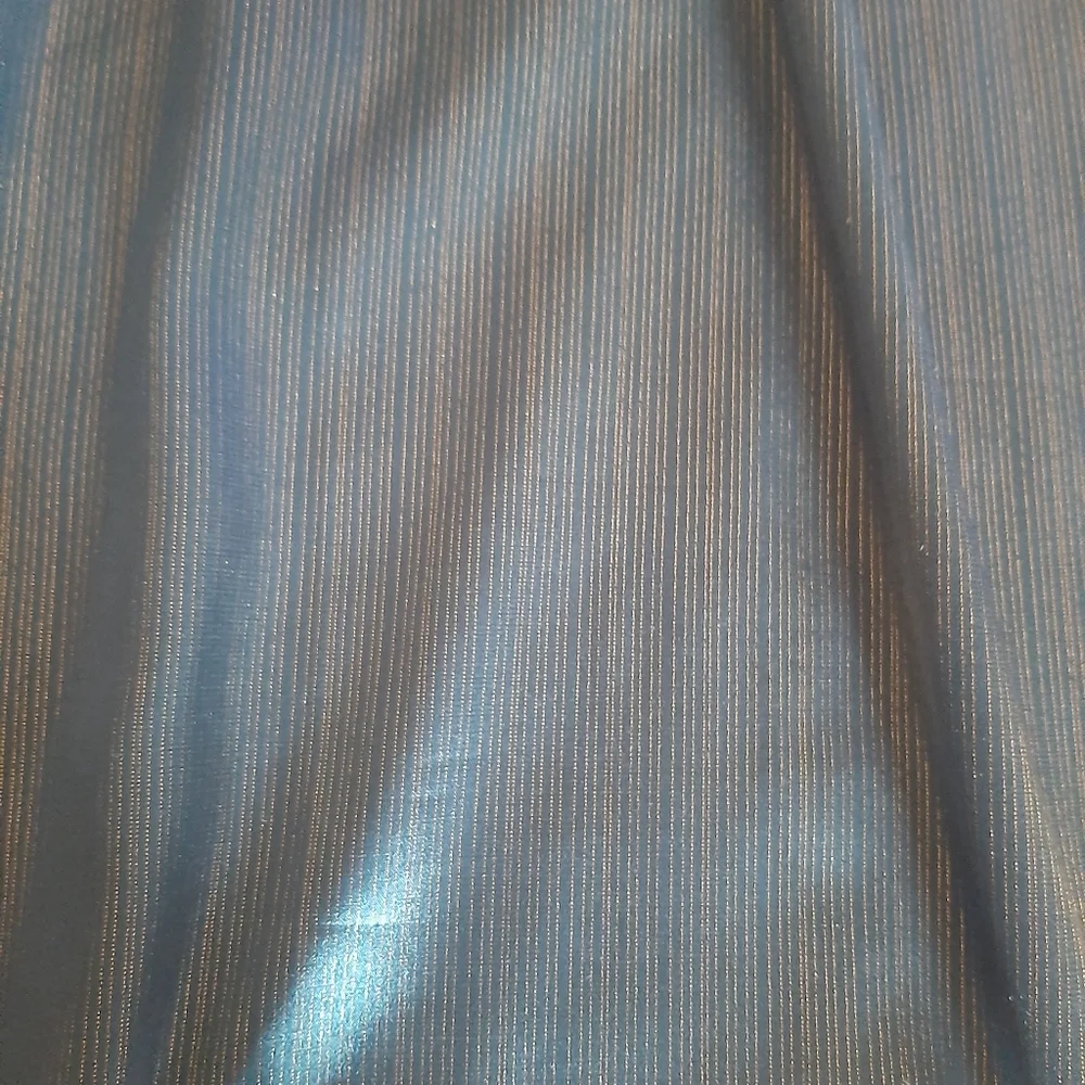 Skirt - Picture 2 of 2